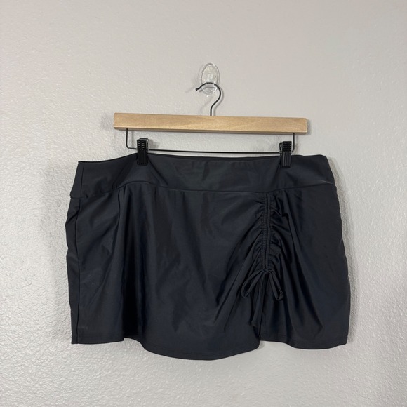 Time and Tru Other - Time and Tru Women's Size XL 16/18 Black Ruched Side Drawstring Swim Skirt